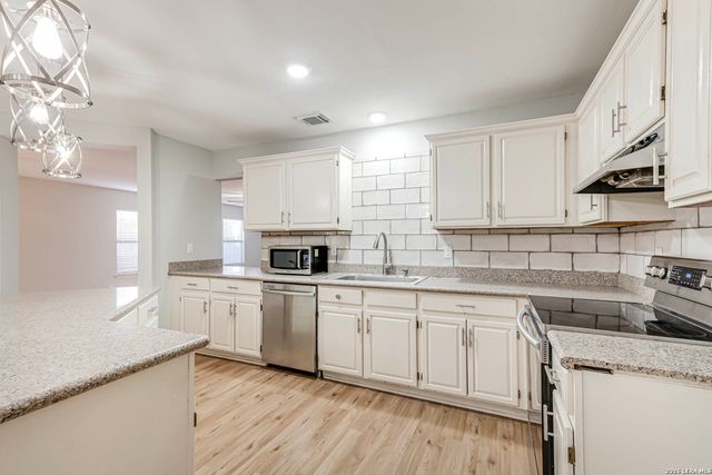 6322 REGENCY MNR, San Antonio, TX 78249