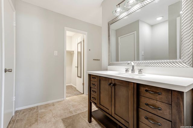 6322 REGENCY MNR, San Antonio, TX 78249