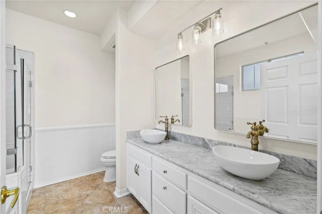 10824 Bloomfield 108, North Hollywood, CA 91602