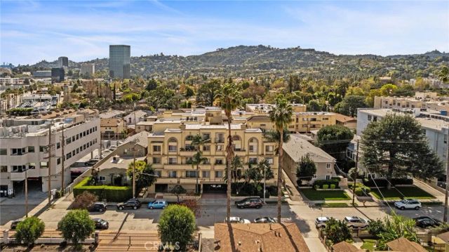 10824 Bloomfield 108, North Hollywood, CA 91602