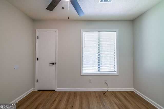 106 Summerwood Drive, Fairburn, GA 30213