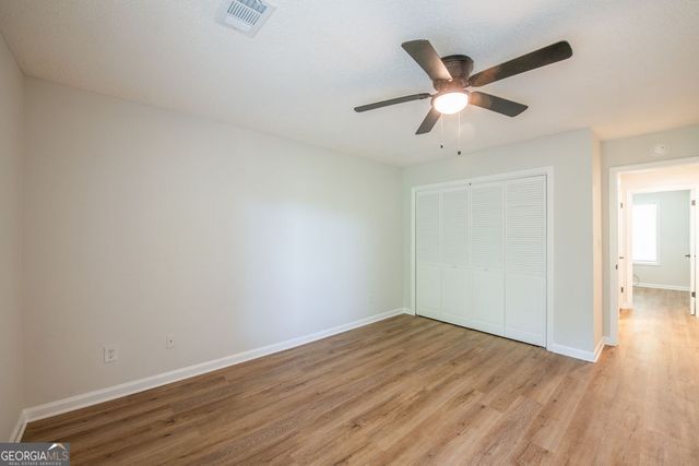 106 Summerwood Drive, Fairburn, GA 30213