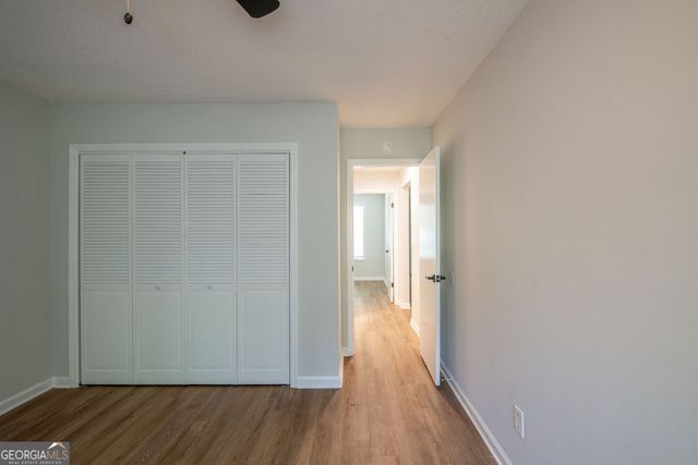 106 Summerwood Drive, Fairburn, GA 30213