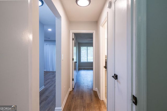 106 Summerwood Drive, Fairburn, GA 30213
