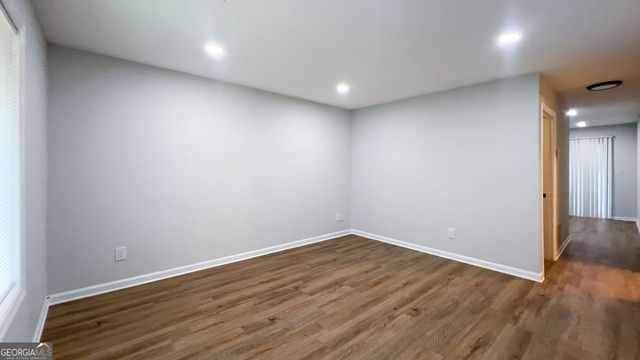 106 Summerwood Drive, Fairburn, GA 30213