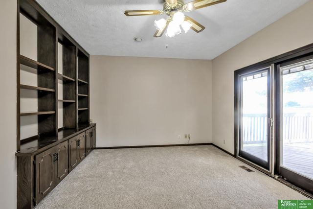 16235 Arbor Street, Omaha, NE 68130