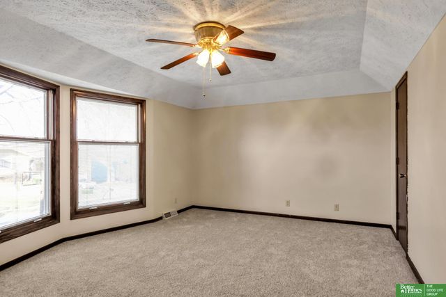 16235 Arbor Street, Omaha, NE 68130