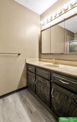 16235 Arbor Street, Omaha, NE 68130