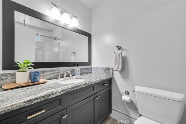 745 E Barkley Avenue, Orange, CA 92867