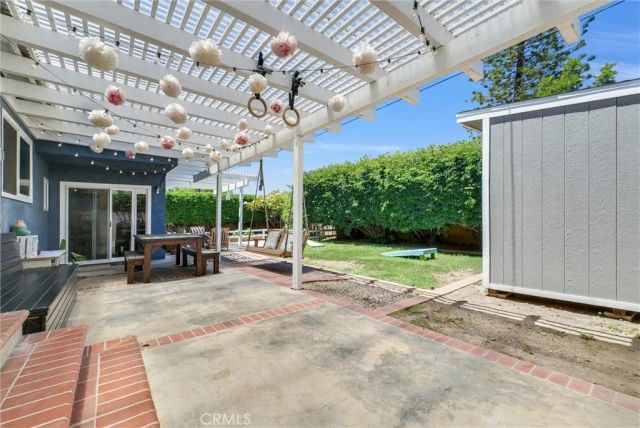 745 E Barkley Avenue, Orange, CA 92867