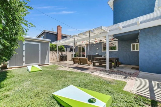 745 E Barkley Avenue, Orange, CA 92867