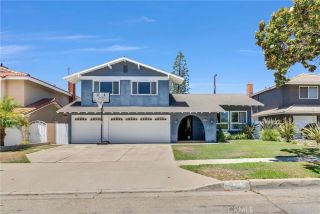 745 E Barkley Avenue, Orange, CA 92867