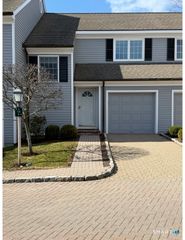 6 Ward Lane 36, Darien, CT 06820