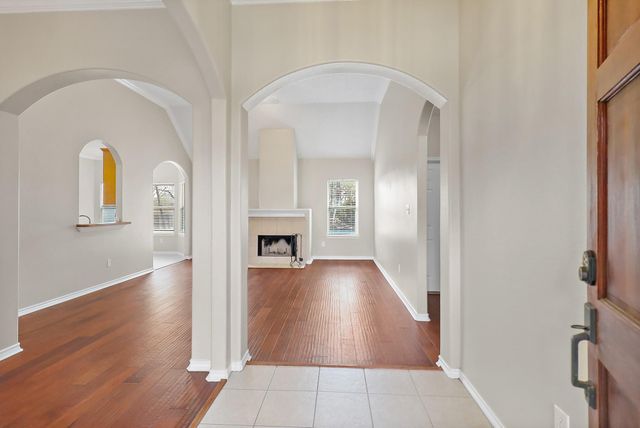 10 Hickory Lane, Dayton, TX 77535