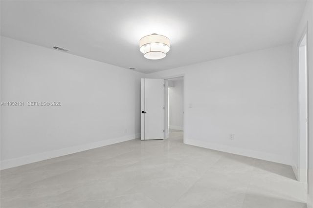 6950 W 10th Ave, Hialeah, FL 33014