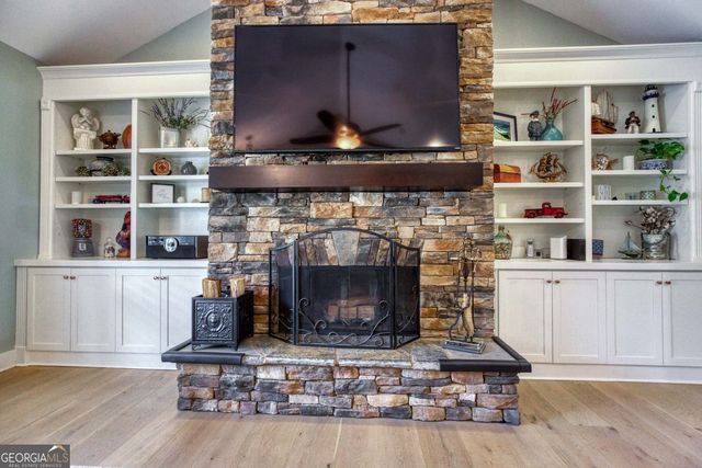 1948 Hearthstone Court, Winder, GA 30680