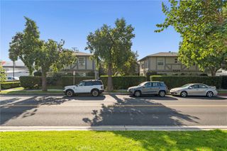 3720 W Chandler Boulevard B, Burbank, CA 91505