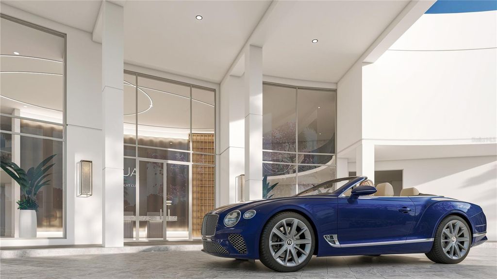 Image 12 of property listing at 5701 BOWEN DANIEL DR. 302, Tampa, FL 33616