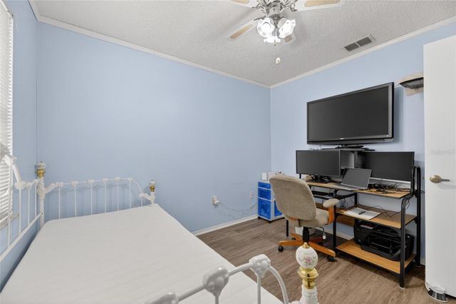 3312 N LAKE DRIVE, Plant City, FL 33563