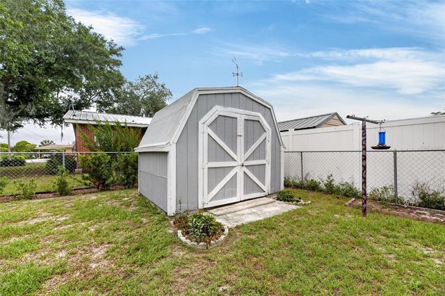3312 N LAKE DRIVE, Plant City, FL 33563