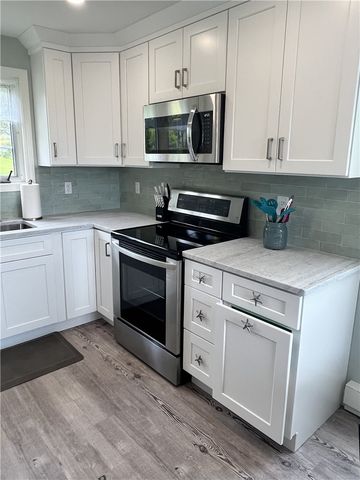 116 Holden Road, South Kingstown, RI 02879