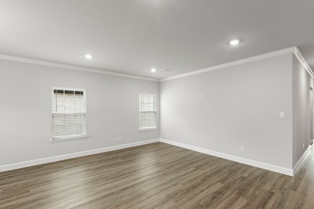 572 Oak Creek, Lavon, TX 75166