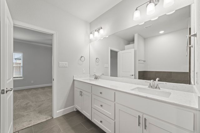 572 Oak Creek, Lavon, TX 75166