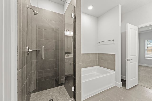 572 Oak Creek, Lavon, TX 75166