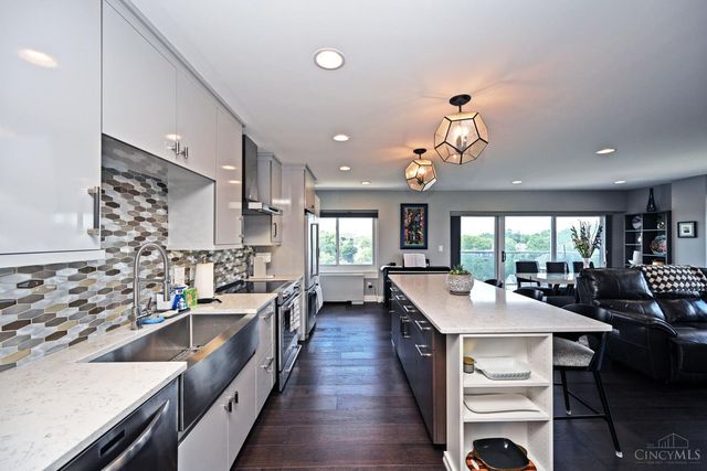 2200 Victory Parkway, Cincinnati, OH 45206