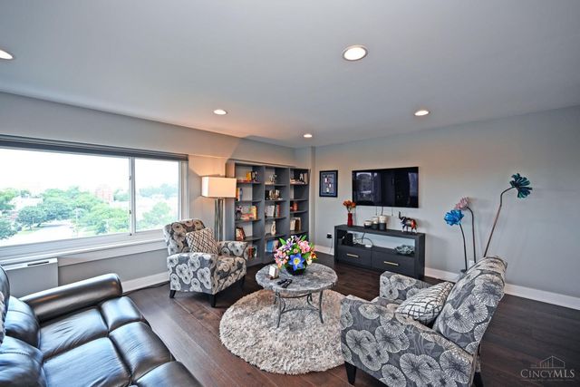 2200 Victory Parkway, Cincinnati, OH 45206