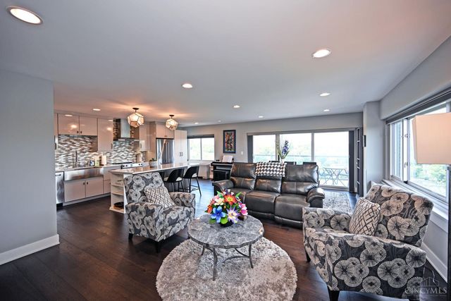 2200 Victory Parkway, Cincinnati, OH 45206