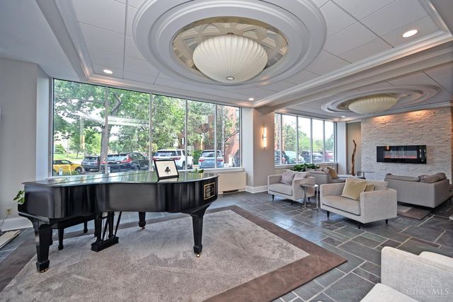 2200 Victory Parkway, Cincinnati, OH 45206
