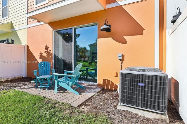 2971 Castaway Lane, Kissimmee, FL 34747