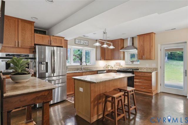 2339 Jimmy Winters Rd, Chesterfield, VA 23235