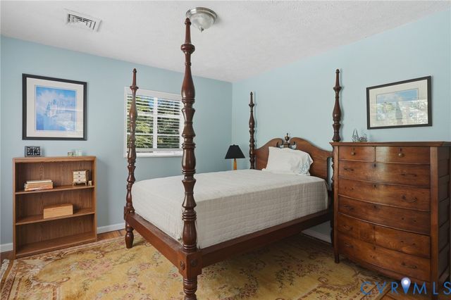 2339 Jimmy Winters Rd, Chesterfield, VA 23235