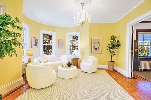 20 Taber Avenue, Providence, RI 02906