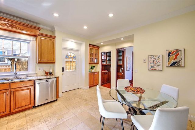 20 Taber Avenue, Providence, RI 02906