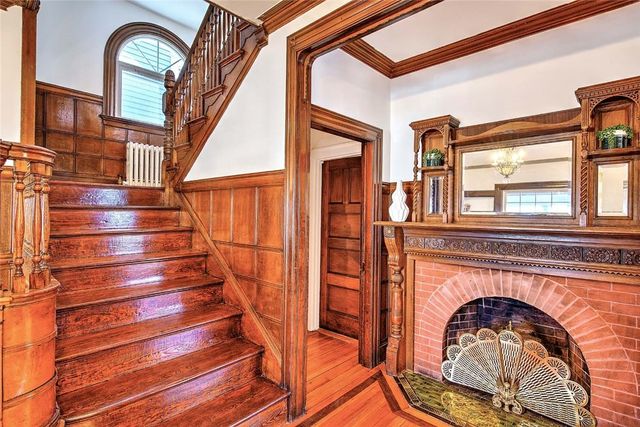 20 Taber Avenue, Providence, RI 02906