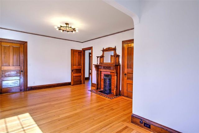 20 Taber Avenue, Providence, RI 02906