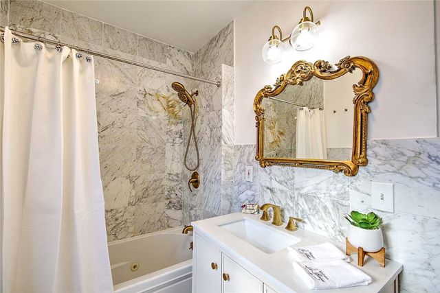 20 Taber Avenue, Providence, RI 02906