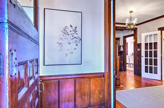 20 Taber Avenue, Providence, RI 02906