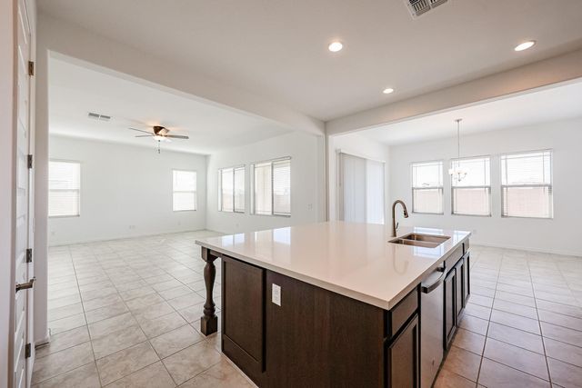 7677 W Smoketree Drive, Peoria, AZ 85383