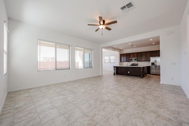 7677 W Smoketree Drive, Peoria, AZ 85383