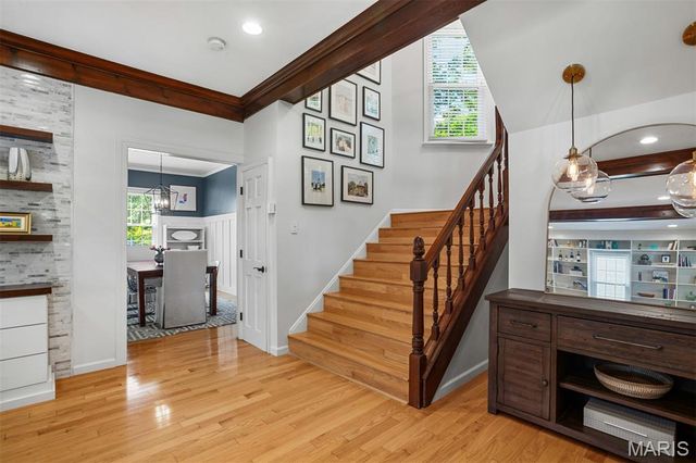 653 Evans Avenue, St Louis, MO 63122