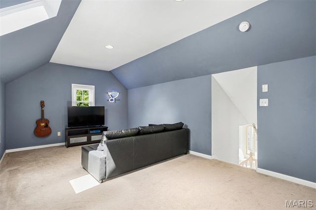 653 Evans Avenue, St Louis, MO 63122