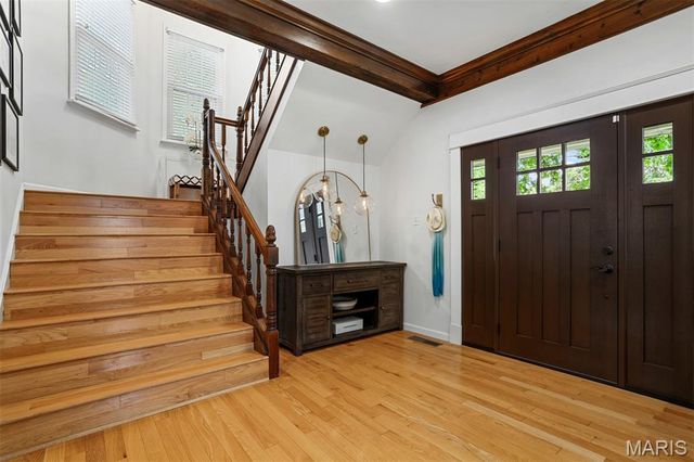 653 Evans Avenue, St Louis, MO 63122