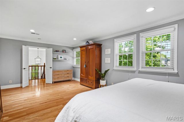 653 Evans Avenue, St Louis, MO 63122