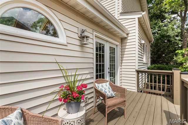 653 Evans Avenue, St Louis, MO 63122