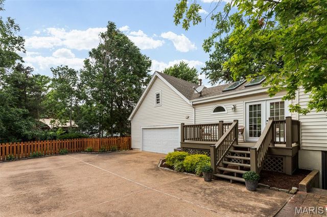 653 Evans Avenue, St Louis, MO 63122