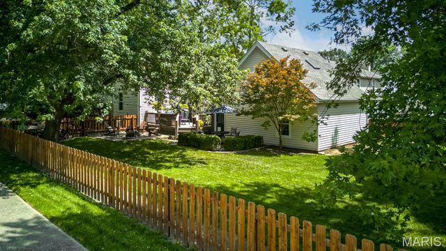 653 Evans Avenue, St Louis, MO 63122
